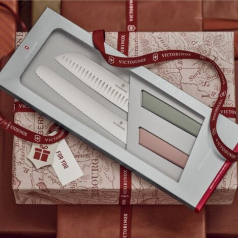 סט סכין סנטוקו וסכין מאפים Swiss Modern צבעוני