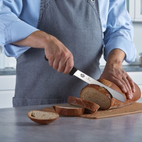 סכין לחם פיברוקס- שחור