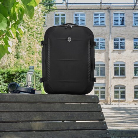 תיק גב Crosslight Boarding Bag ללפטופ 15'