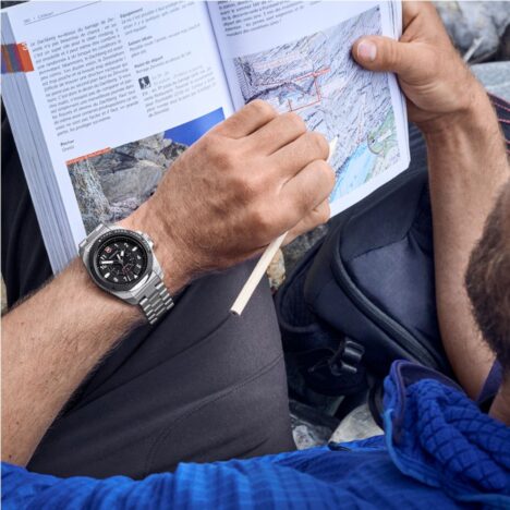 שעון Journey 1884 רצועת מתכת לוח שחור 43 מ