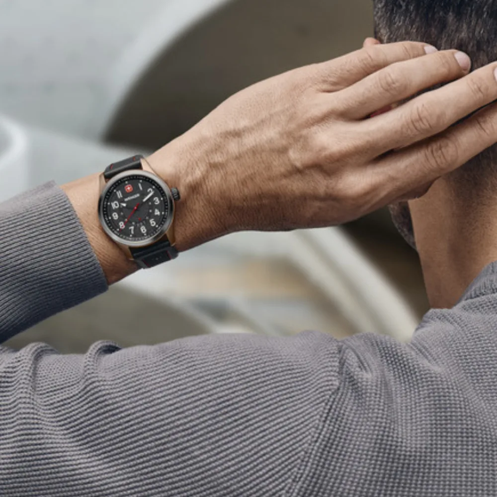 שעון Terragraph רצועת סיליקון לוח שחור מסגרת מושחרת 43 מ"מ