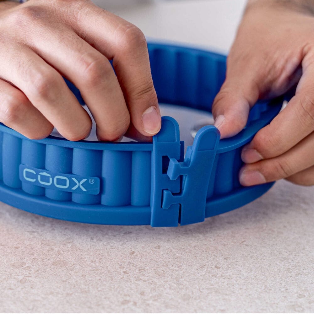 תבנית פאי מתפרקת Quiche dish עם תחתית זכוכית 18 ס"מ כחולה