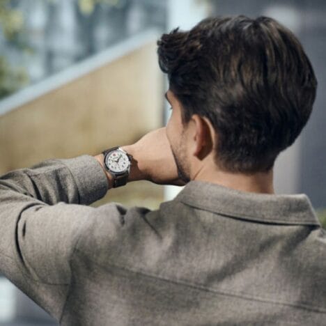 שעון Terragraph Chrono רצועת עור חומה לוח לבן 43 מ