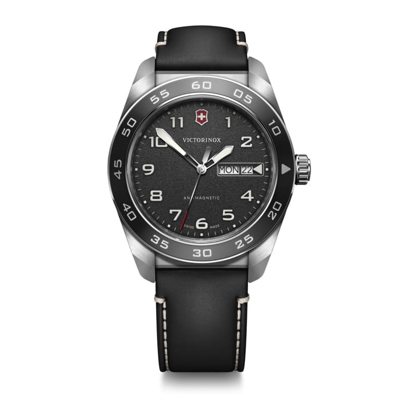 Swiss Army רצועת עור שחורה לוח שחור 42 מ"מ