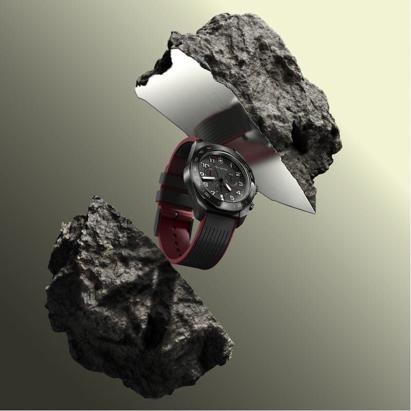 שעון Swiss Army Chrono רצועת סילקון שחור אדום לוח שחור 42 מ"מ