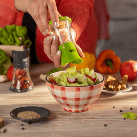 מטחנה תבלינים מיני ירוקה