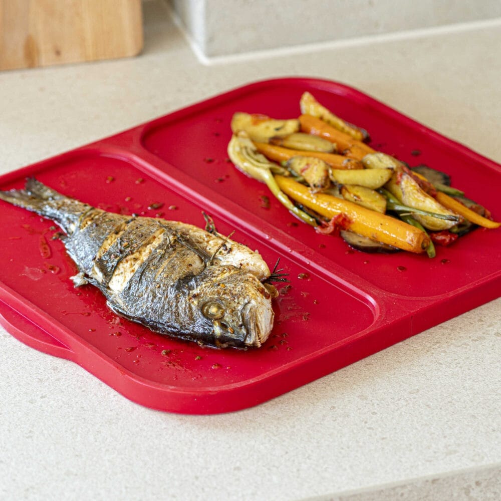 משטח אפיה מתקפל עם מסגרת מתכת מסיליקון אדום