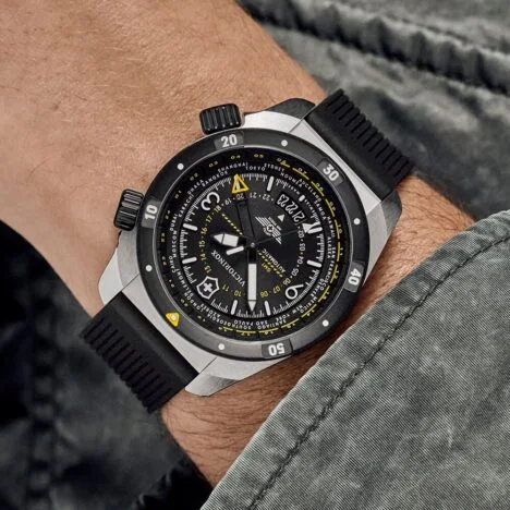 שעון AIR PRO אוטומטי רצועת גומי שחורה