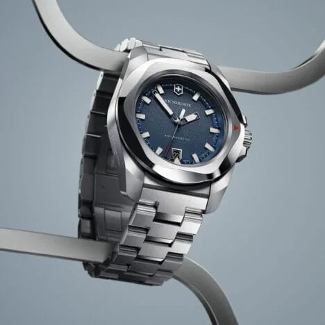 שעון I.N.O.X QUARTZ רצועת מתכת לוח כחול 41 מ