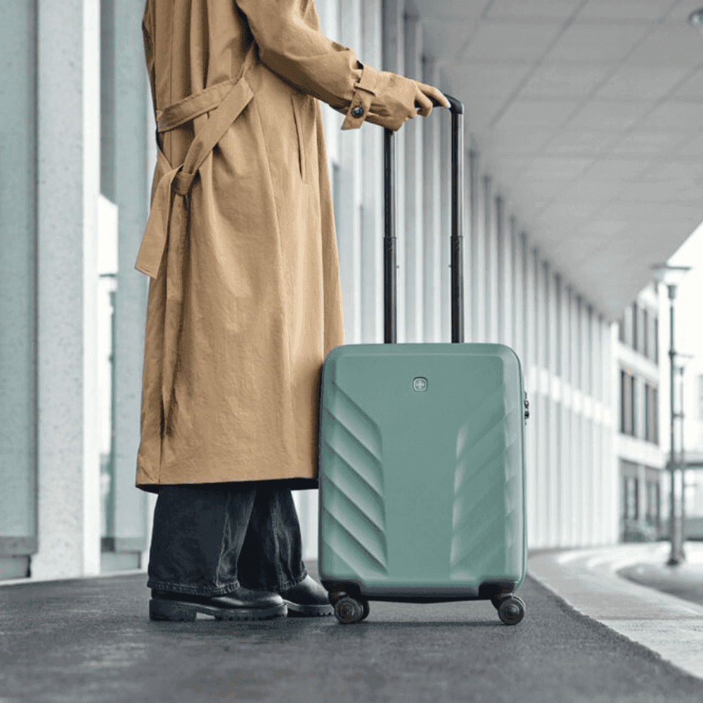 מזוודת טרולי Motion Sage וונגר